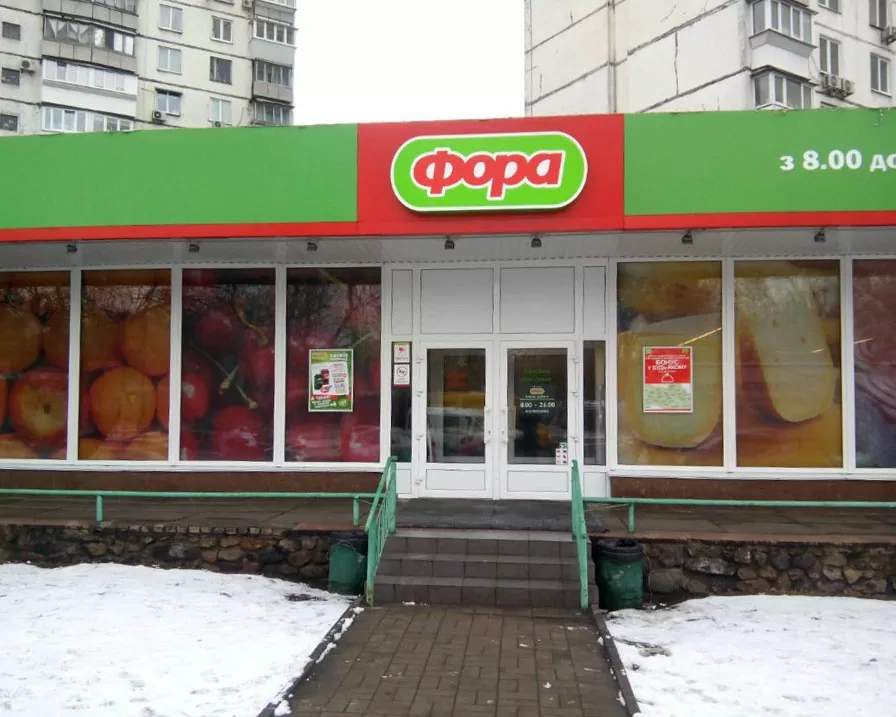 Вхідна група комерційного приміщення зразок 3